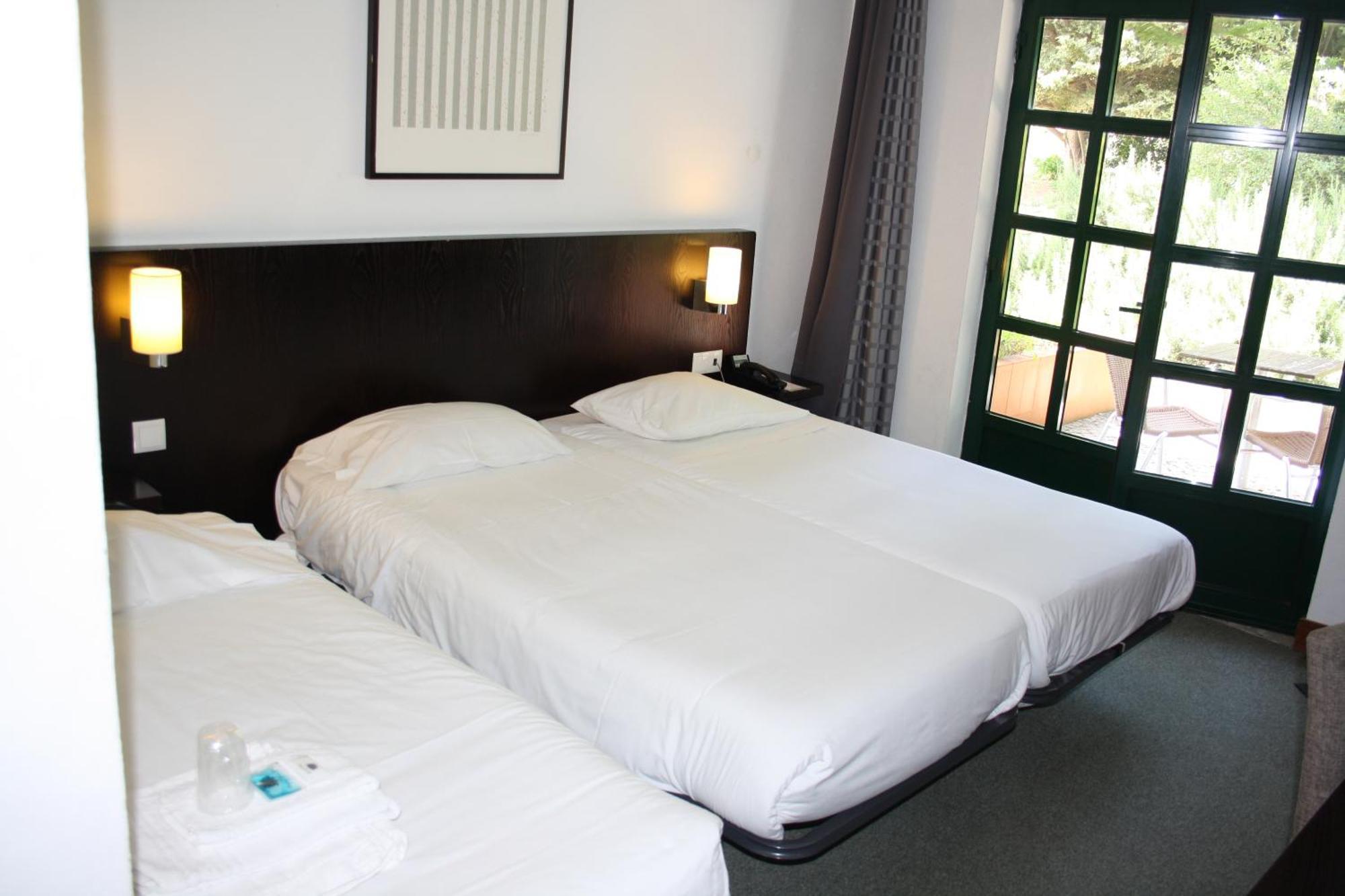 Flag Hotel Santarem Pernes ภายนอก รูปภาพ